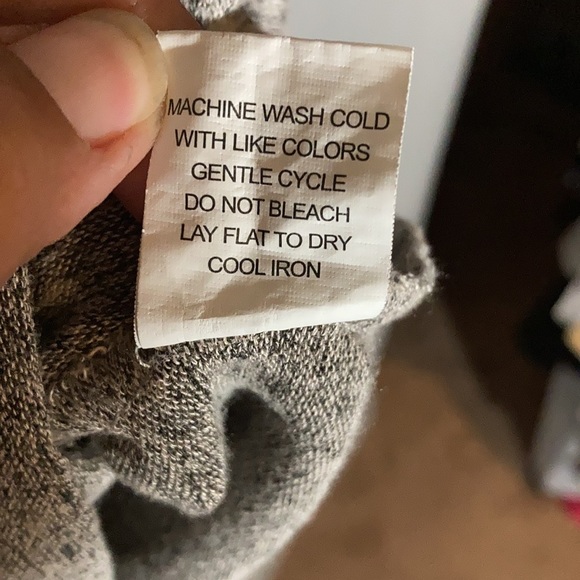 Gray knit, cowl neck, 3/4 length sleeves Sz M - Picture 4 of 5